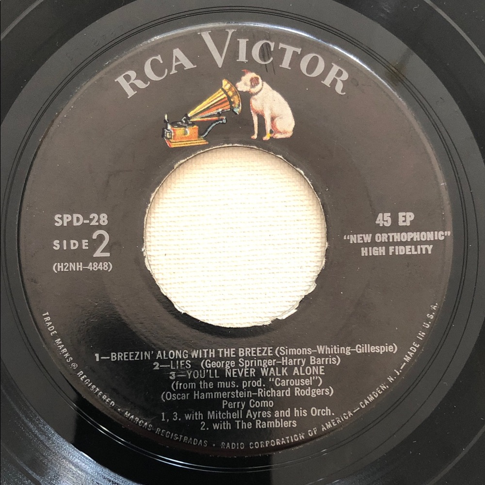 Perry Como Vinyl 45 Record Breezin’ Along With The Breeze